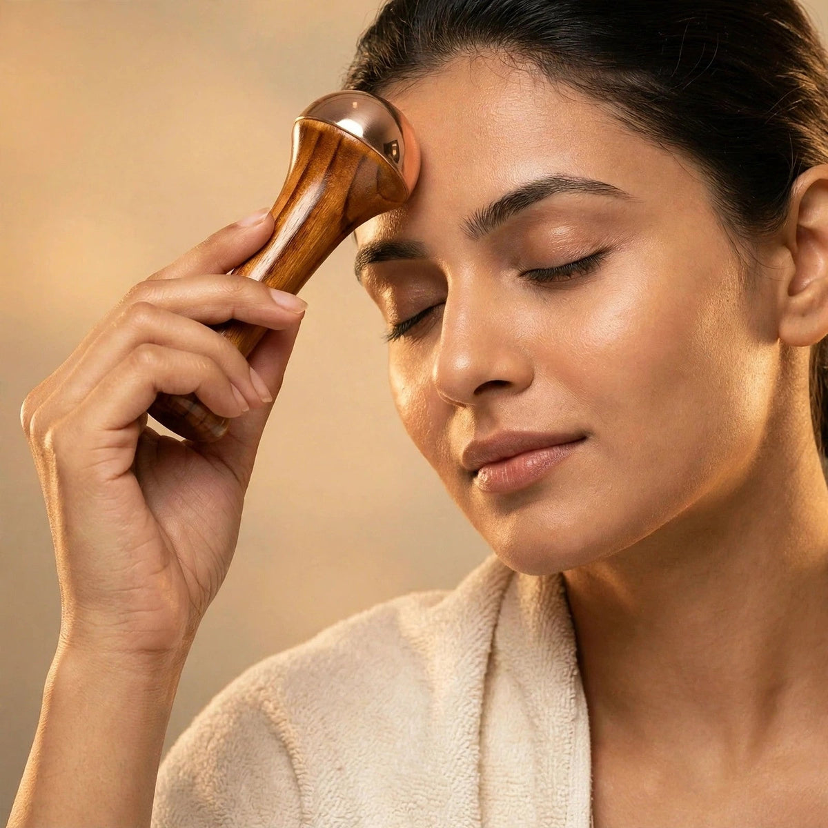 What Is a Kansa Wand? Benefits and How to Use It for Glowing Skin